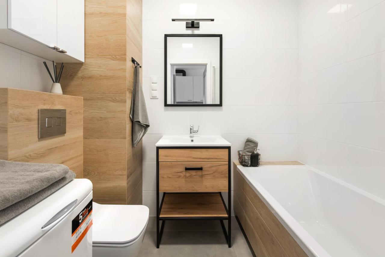 Superapart Stalowa 39 Modern Unit With Kitchen & Wifi Varšava Exteriér fotografie